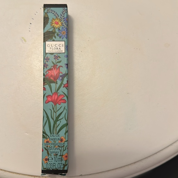 Gucci perfume - Picture 3 of 3